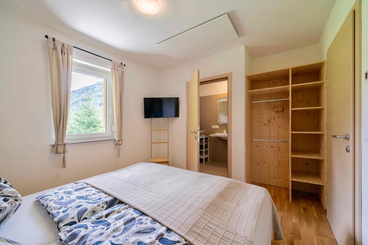 4Luxurioeses Ferienhaus In Traumhafter Landschaft โดบริอาค ภายนอก รูปภาพ